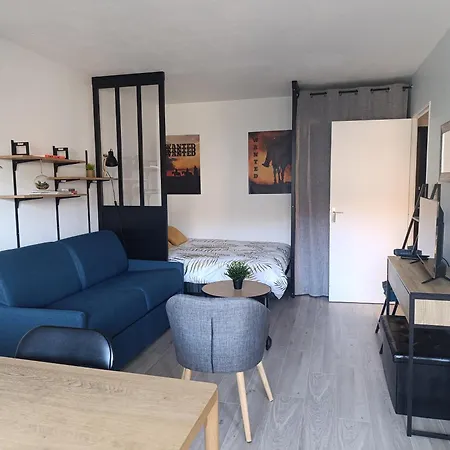 Daire Avec Belles Prestations - Balcon - Parking *