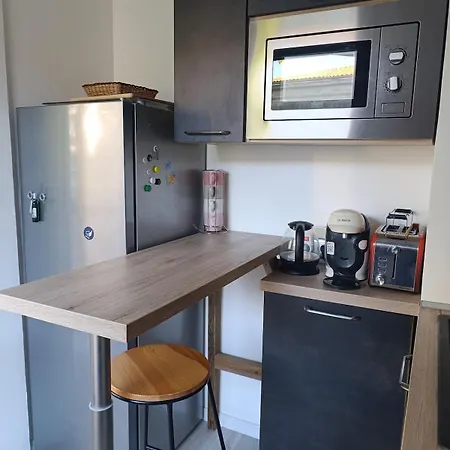 Avec Belles Prestations - Balcon - Parking Bordeaux