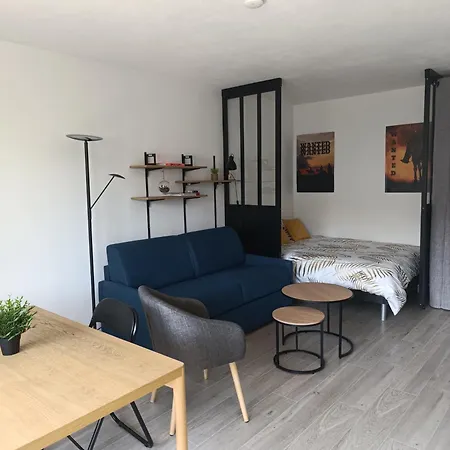 Avec Belles Prestations - Balcon - Parking Daire
